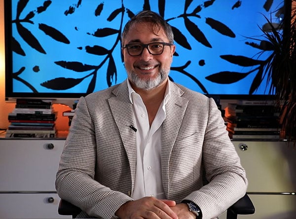 The main risks of E-commerce in Switzerland: costs, translations, and territorial compliance